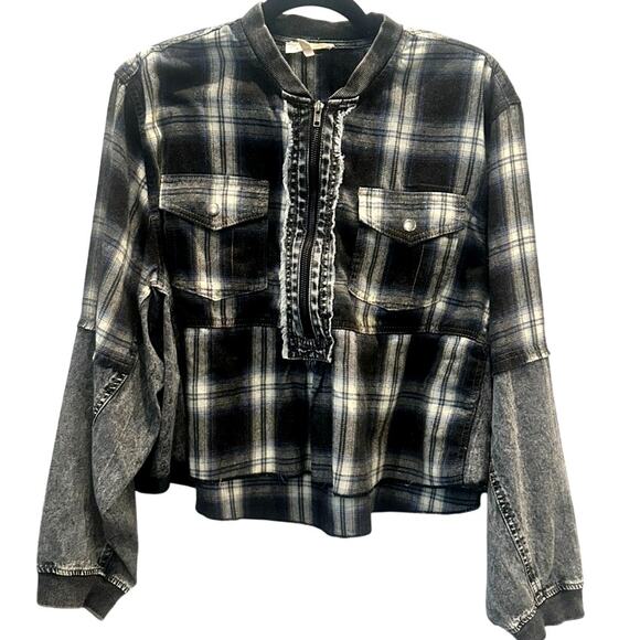 Promesa – Textured Knit Patchwork Shacket – Cream Multi – Size Medium - Picture 1 of 5